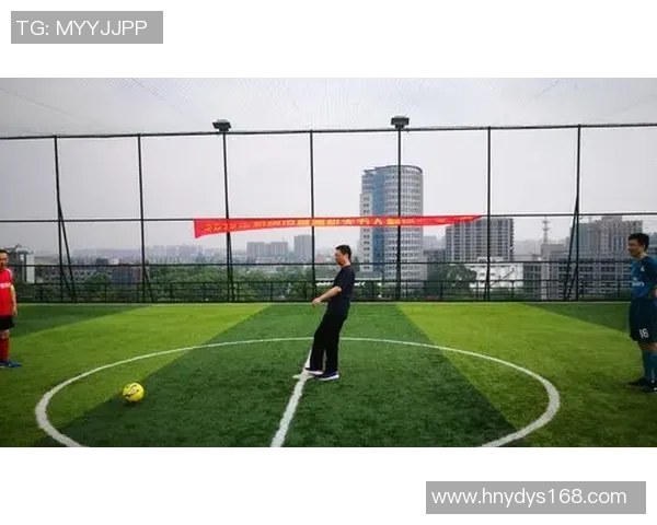 专业解读：杭州足球队的边路渗透打法