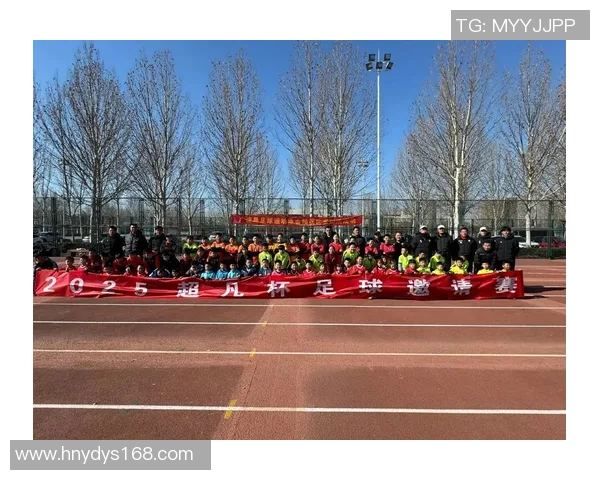 成都足球队的默契配合揭秘：如何在赛场上实现完美协作